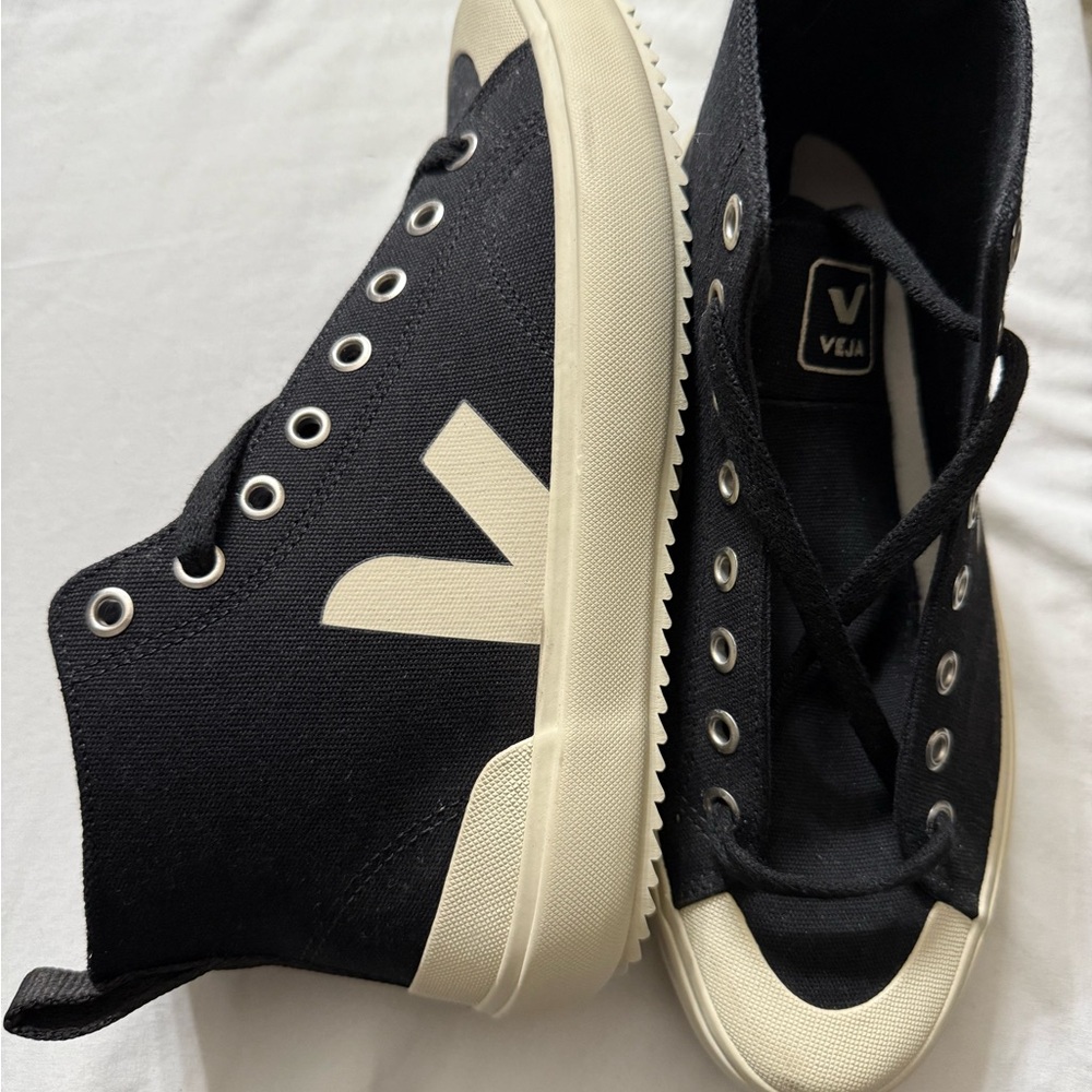 Veja Black and Cream High-Top Sneakers